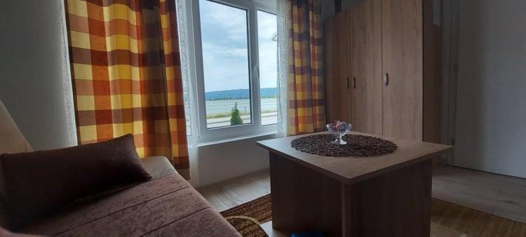 Fenix Apartment & Rooms Vinci Dış mekan fotoğraf